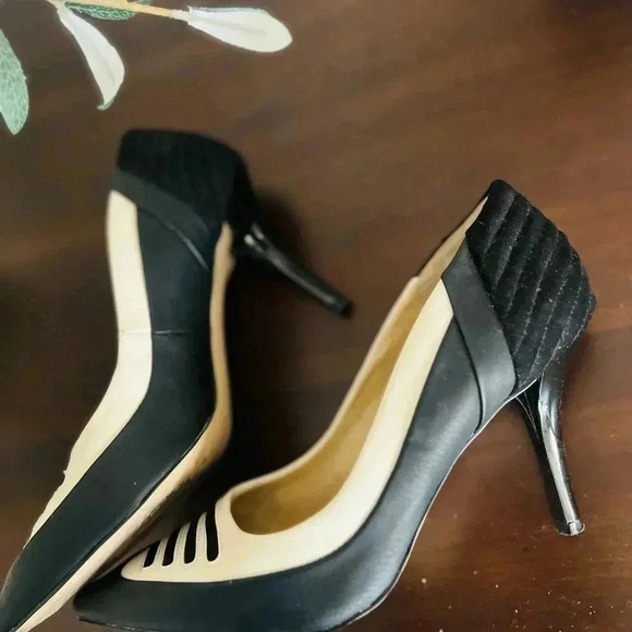 Gwen Stefani WOMENS shoes size 6 - Picture 9 of 9